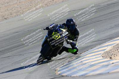 media/Jan-08-2022-SoCal Trackdays (Sat) [[1ec2777125]]/Turn 10 (2pm)/